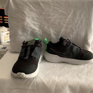 Children Nike Tennis Shoes